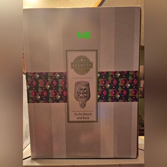 SCENTSY - Picture 1 of 1